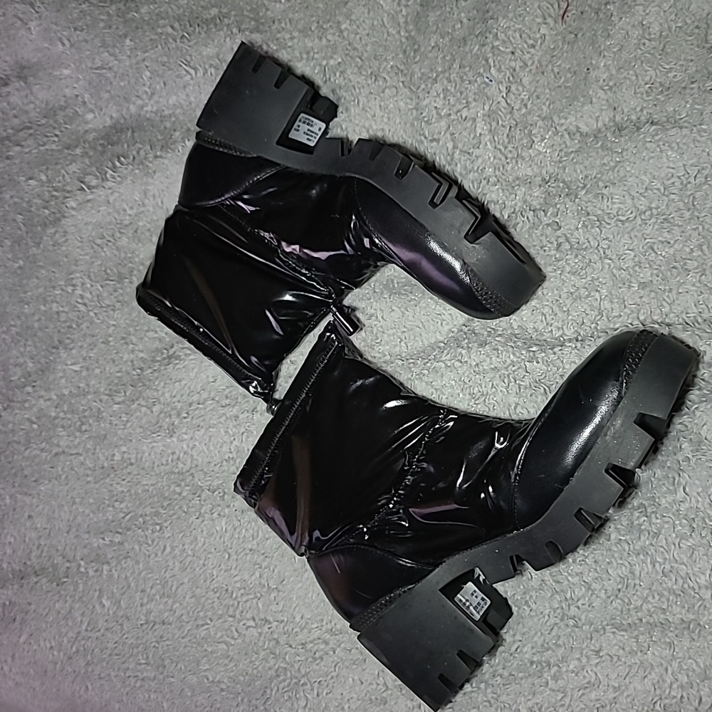 SCHUTZ ( Joseane ) S.  9 B Black Leather & Nylon Black Rubber Lug Sole NWT